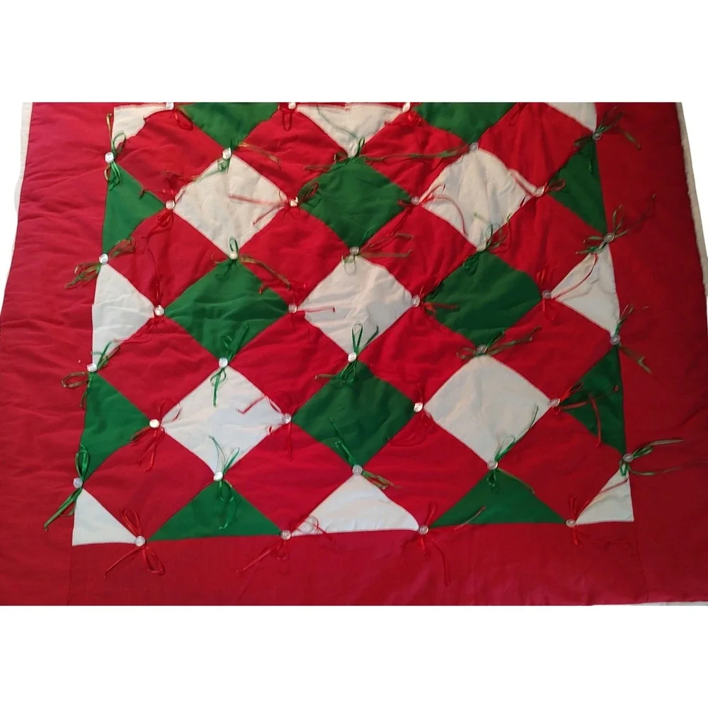 Handmade Cotton Christmas Quilt Tied Bows and Buttons Red Green Lap‎ Throw